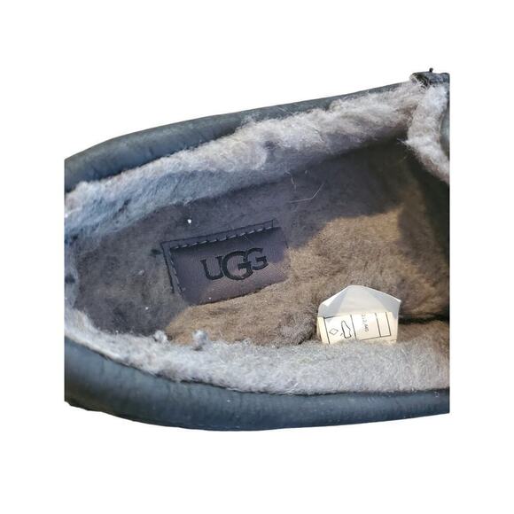 Mens Ugg slippers black with gray shearling size 7 - Picture 3 of 9